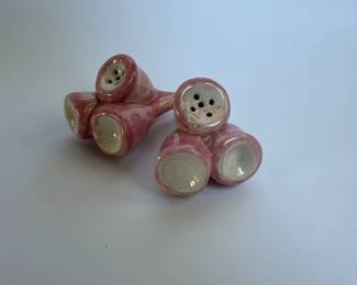 vintage pink ceramic sea coral salt and pepper shakers