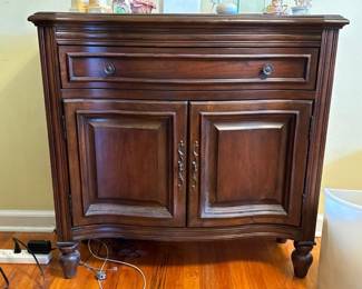 Hooker Furniture 2 Door Accent Cabinet