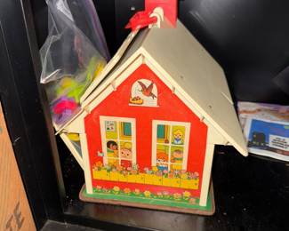 1971 Fisher Price Little People Play Family School House