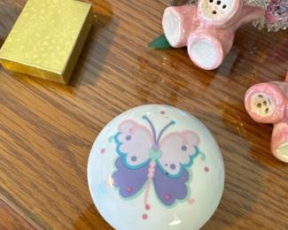 vintage 1989 lillian vernon porcelain trinket box butterfly