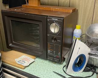Microwave, Iron