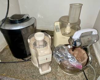 Blender, Mixer, Food Processor, Keurig coffee maker