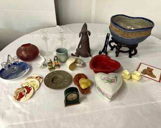 Eclectic Collectibles Decorative Accents Lot
