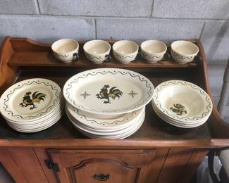 The Metlox Popptrail CA Provincial dinnerware with the rooster design is a show stopper! Image these lovelies on your Sunday dinner table. Have even more than pictured!