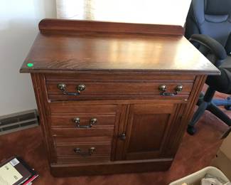 This lovely little piece will win your heart. Great condition!