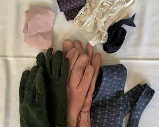 Green Suede Gloves & Tan Leather Work Gloves, Men'sTie