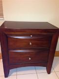 Night Table w/ Pull out Shelf