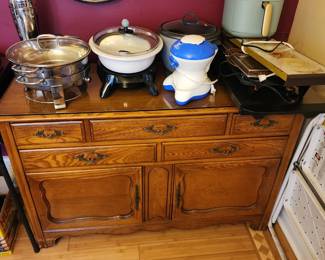 Appliances - electric warmers, electric cookers, mixers, ice crusher