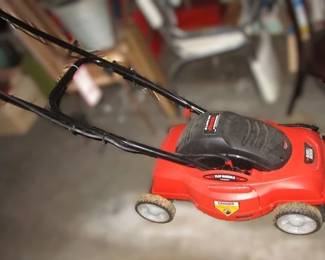 ELECTRIC LAWN MOWER