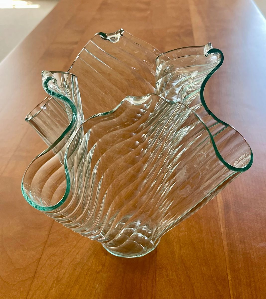 Serviente Handkerchief  Signed Vase