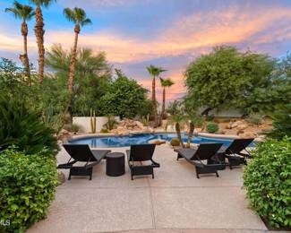 Great Patio Chaise Lounges