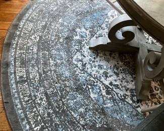 Round rug