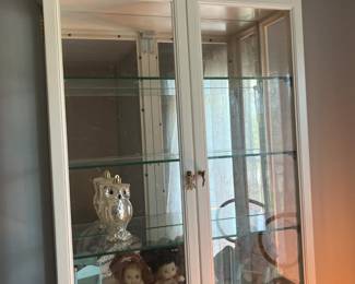Wall cupboard