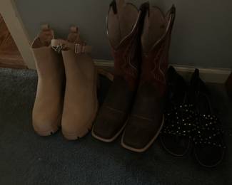 New boots, Ariat boots