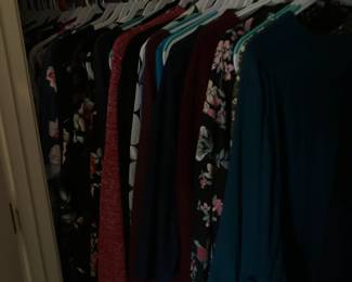 Women's clothes, size XL (15-17) to 3X
