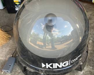 King RV satellite