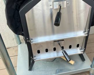Wood burning pizza oven