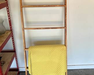 Wooden quilt rack made from black locust