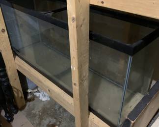 Large aquarium ready for your fish or reptiles!