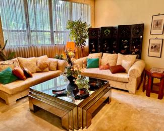 The Gathering Room
Carole Pierre Mirrored Cocktail Table
Carlton Co. Custom made Sofas
Black Laquer Screen