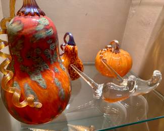 Steuben Wild Doves - pair
Glass gourds