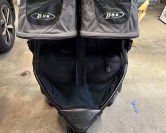 BOB Revolution Flex 3.0 Duallie Jogging Stroller. Circa 2019. Photo 2 of 3.