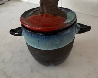 Studio Pottery Lidded Croc. Photo 1 of 3.