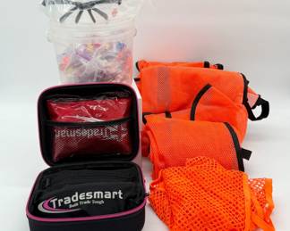 22 TradesmartKitSafetyVestsBucketofEarPlugsSafetyGlasses