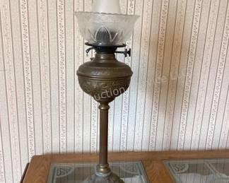 Oil parlor lamp