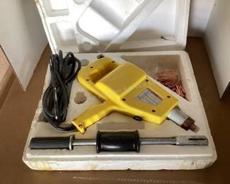 Stud welder