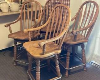 Virginia House swivel stools