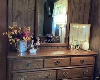 Dresser & Mirror
