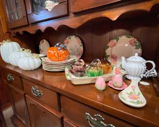 - Blown Glass Pumpkin decor
- Desert Rose misc. pieces