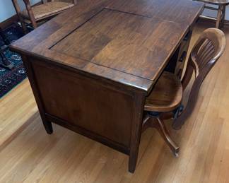 Detail pic, Top
- *1950s Antique Mahogany Reception Office Typewriter Desk (typewriter for display only)
... Folding hidden typewriter compartment, pullout top and 3 drawers.
42”w 32”d 30”h