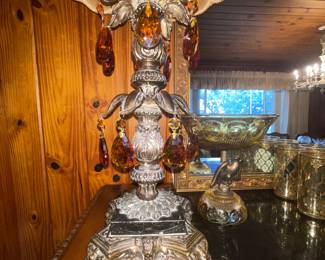 - MCM Hollywood Regency Ormolu lamp with marble base and original shade. Figural ornate brass face
