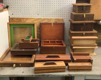 Fine hand crafted boxes with exotic woods. For jewelry, knives, trinkets.