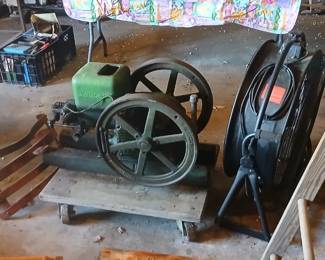 John Deere Hit n Miss