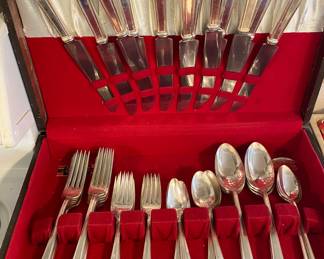 Silverplated Flatware Set