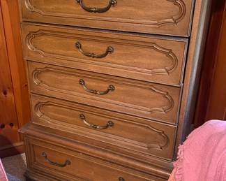 Bedroom Suite (Chest of Drawers)