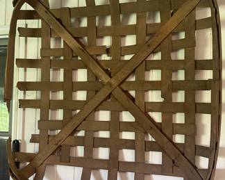 Tobacco Basket