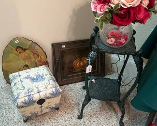 Iron plant stand