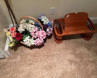Bundles of flowers, bed tray