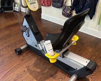 Recumbent exercise bike