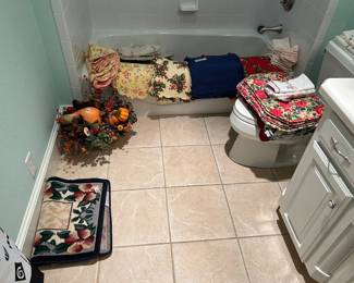 Tons of new placemats, runners, floral