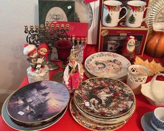 Lenox new mug in box, decorative plates