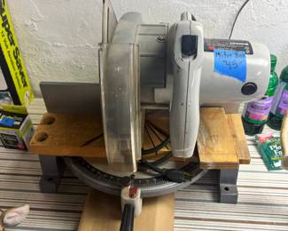ELECTRIC MITER BOX