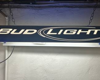 BUD LIGHT HANGING POOL TABLE LIGHT