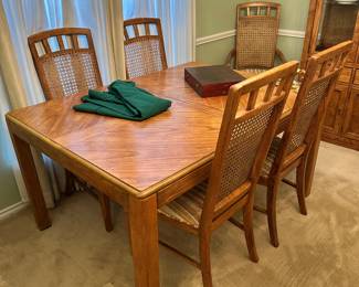 Dining Table with 6 Chairs and 2 Leaves