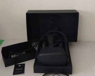 Oculus Quest VR Headset 