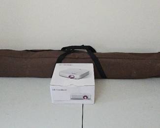 LG CineBeam Projector Portable Screen New